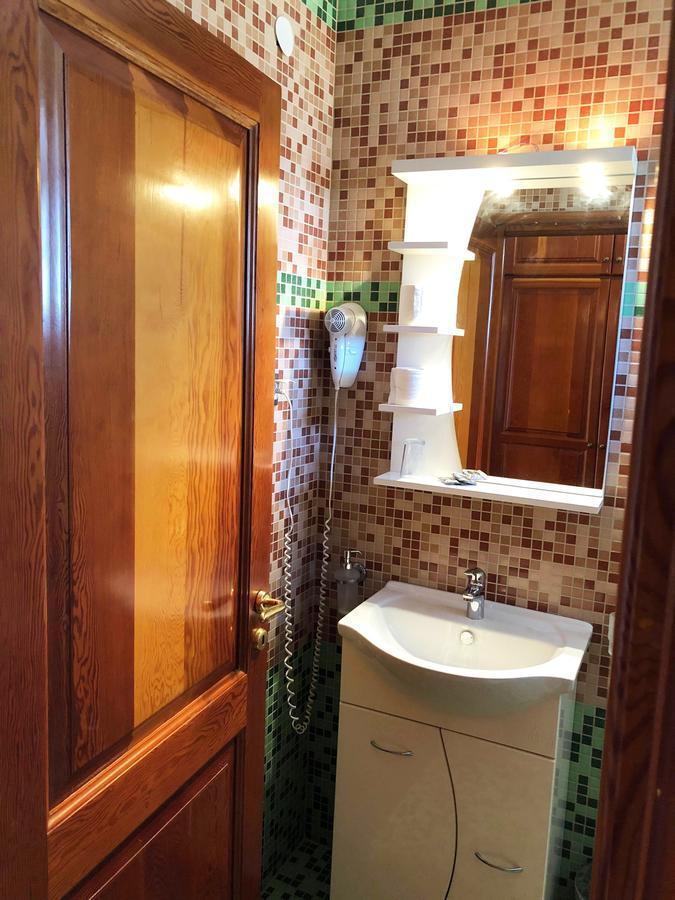 Regina Hotel Vasilátika Eksteriør billede