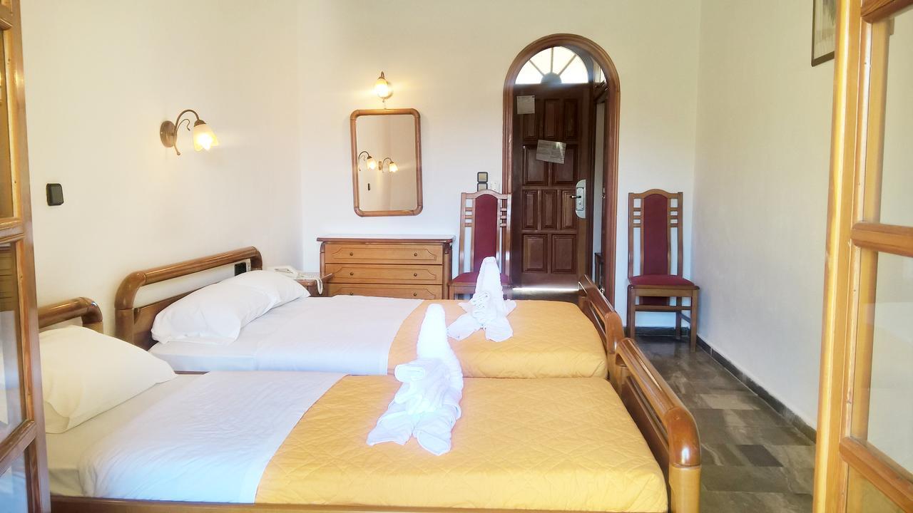 Regina Hotel Vasilátika Eksteriør billede