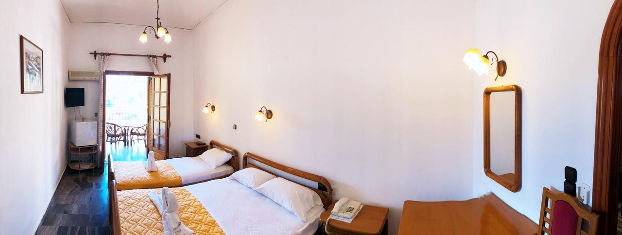 Regina Hotel Vasilátika Eksteriør billede
